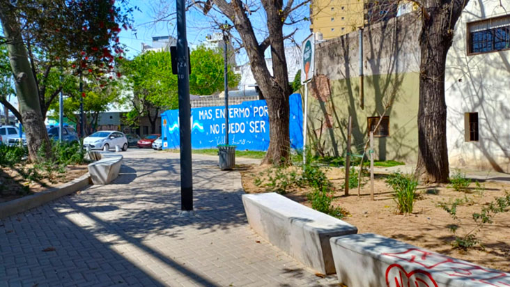 Plazoleta Hugo Ricardo Corradi