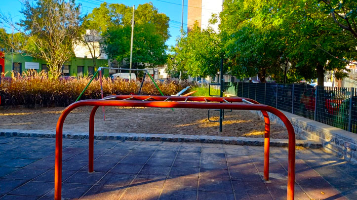 Plazoleta Dante A. Linyera